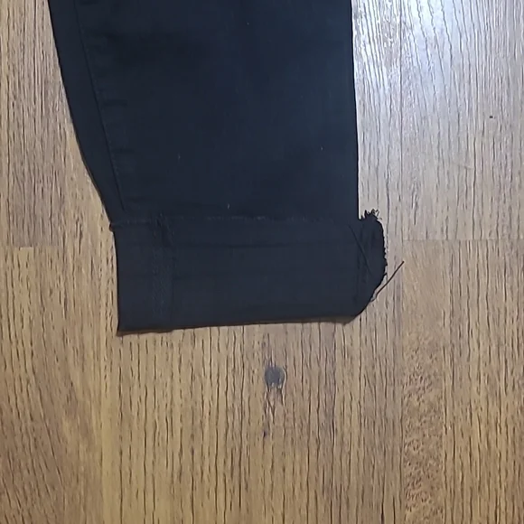 Black Kancan 9/28 - Picture 4 of 8